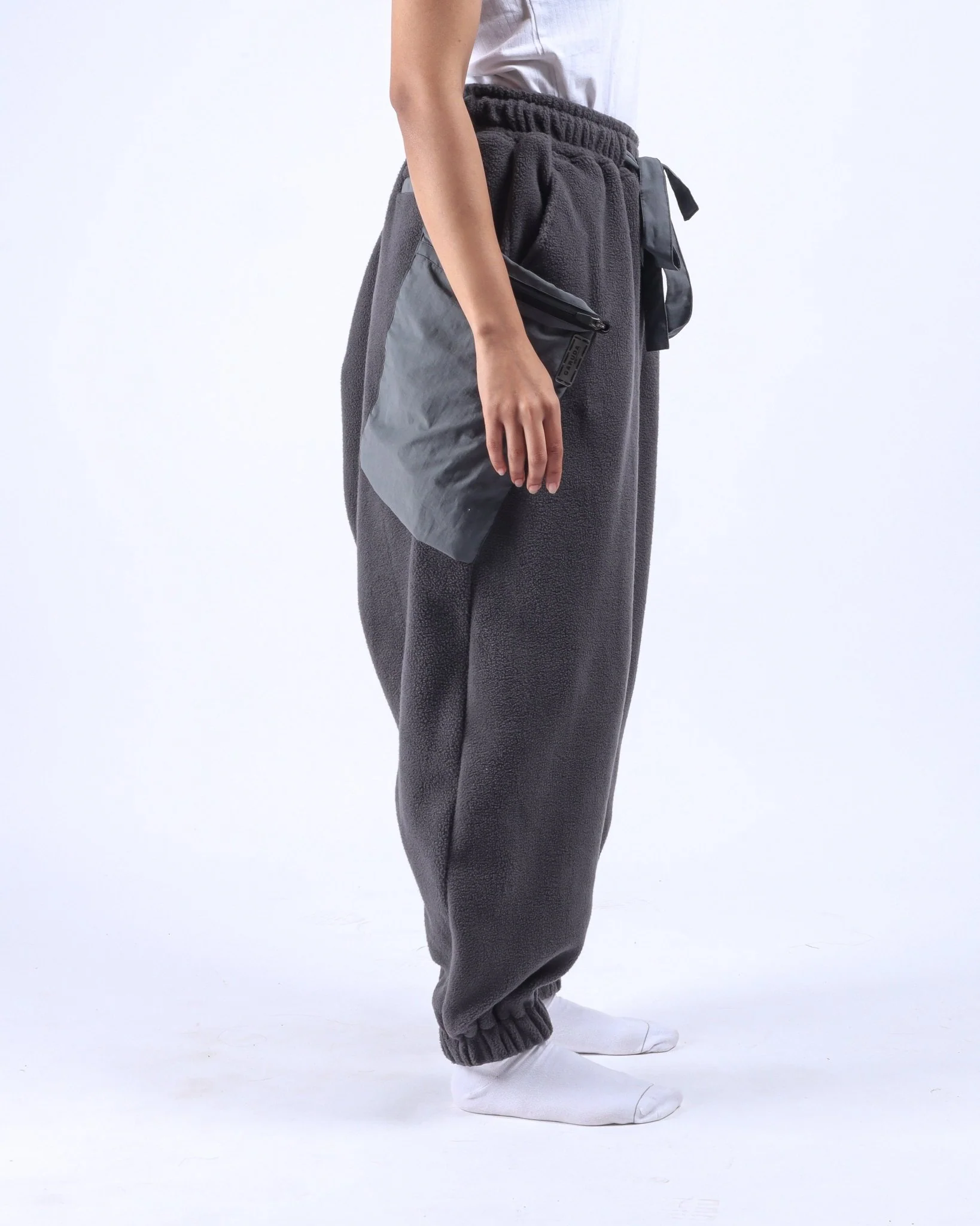 Fleece Cargo Sweatpants - Grey - Image 4