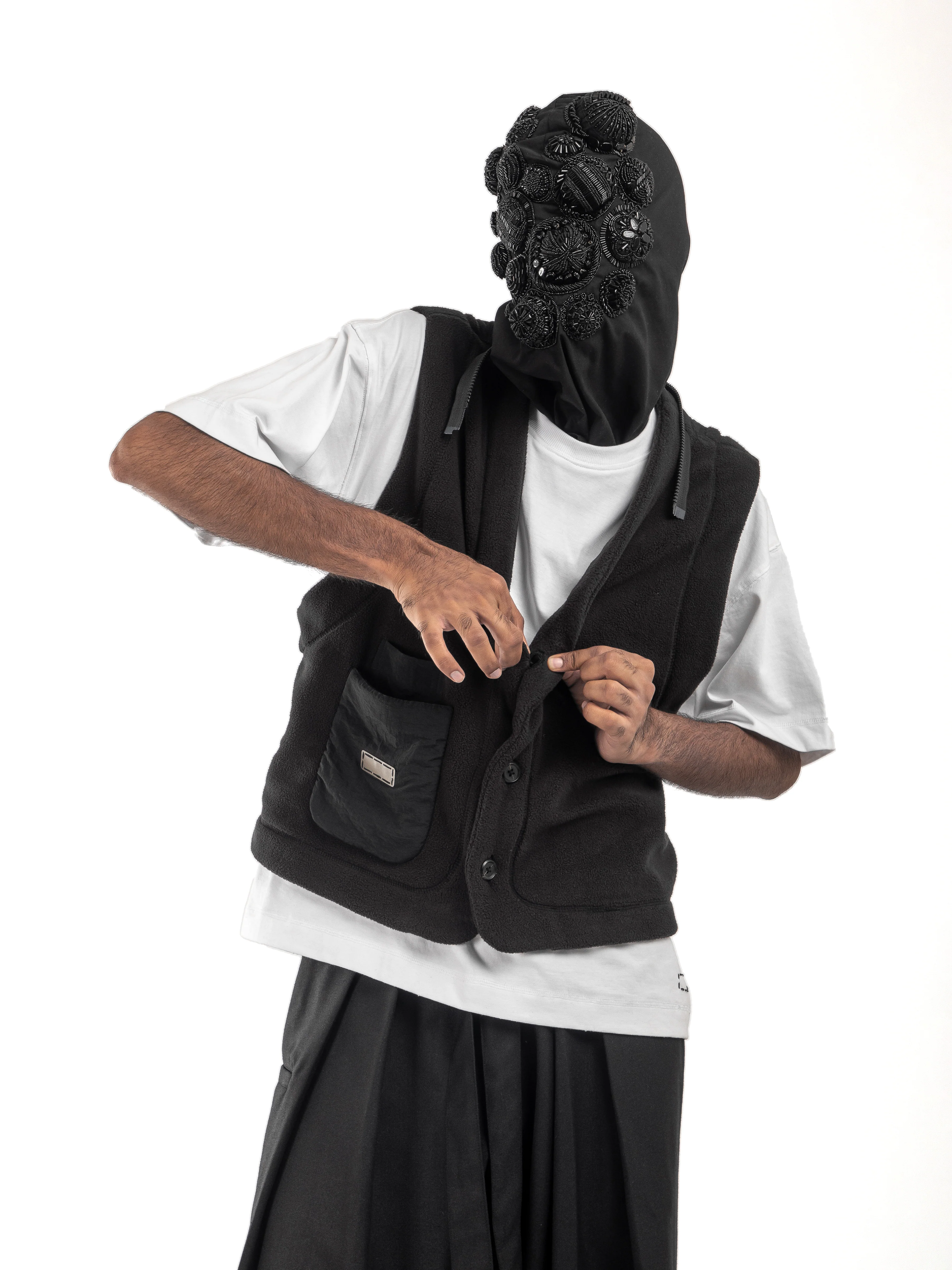FLEECE WAIST COAT - Image 8
