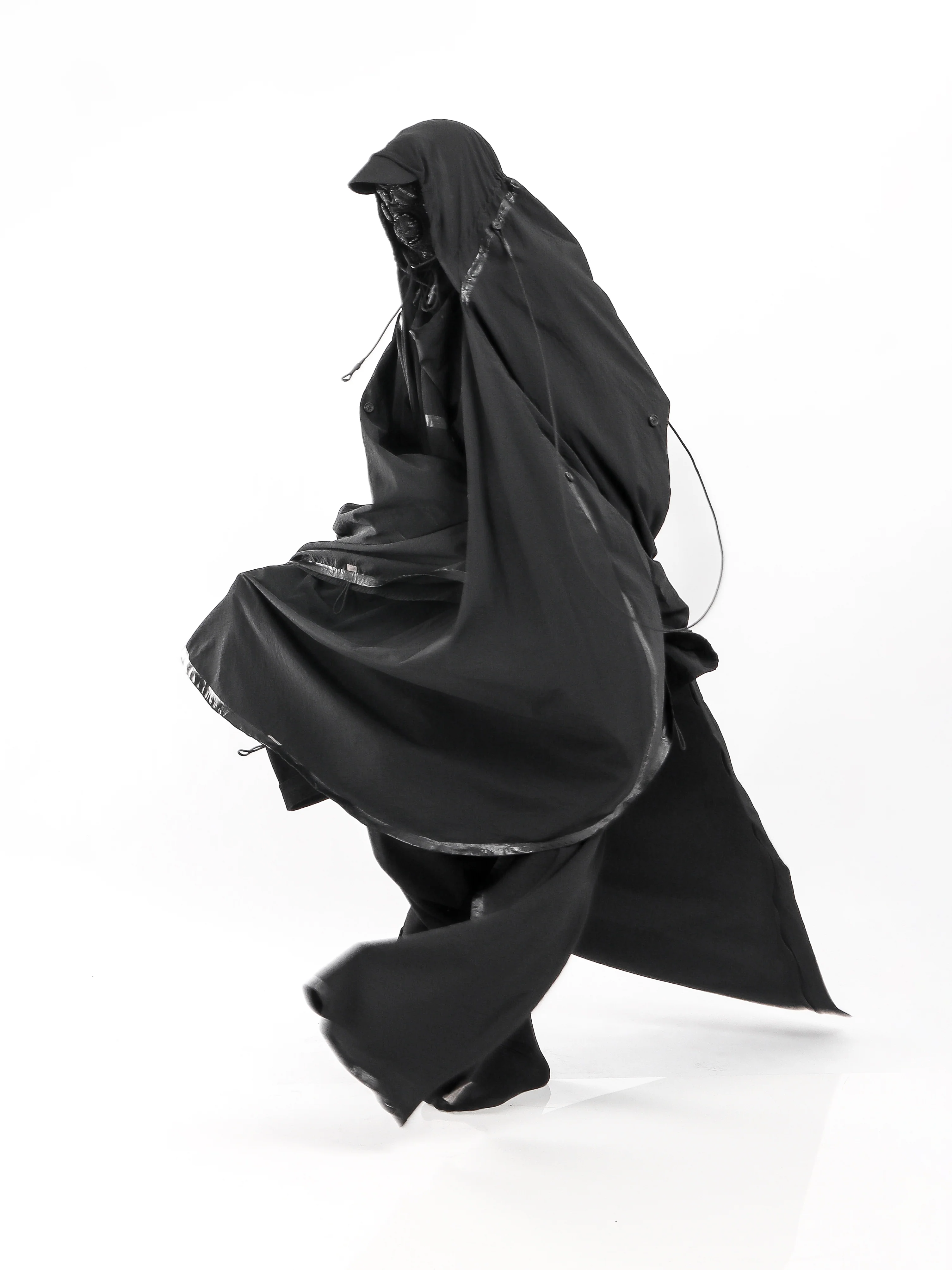 SHELTER PONCHO - Image 12