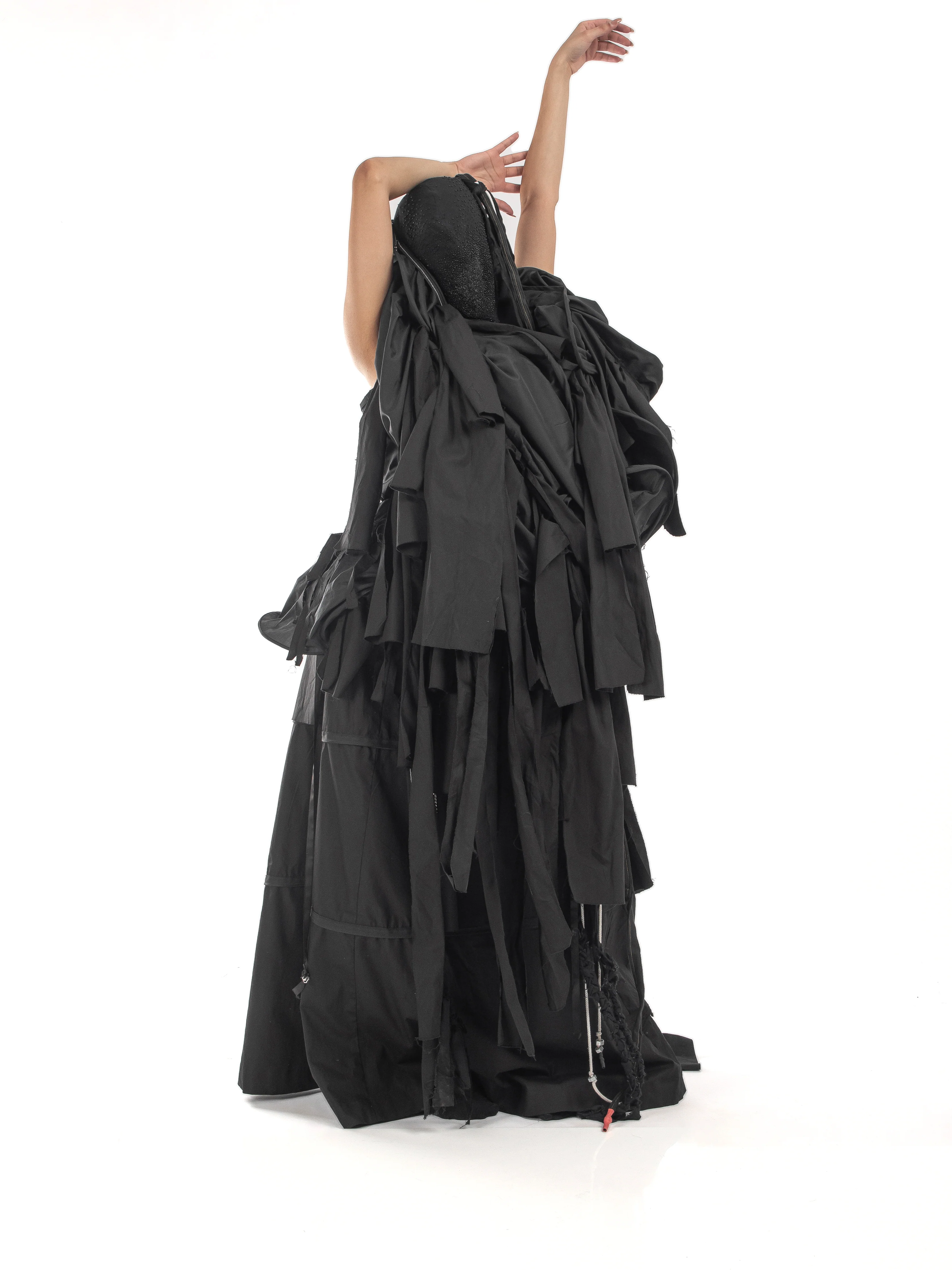 SHELTER SAREE - Image 3